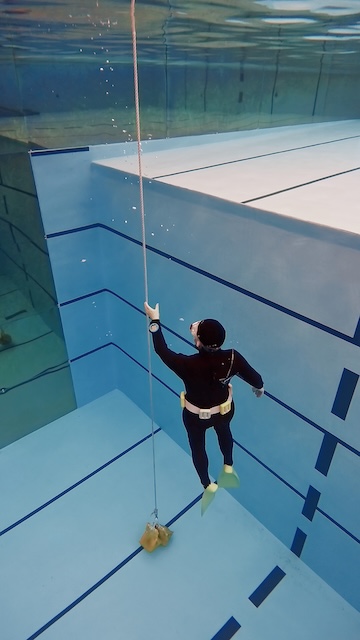 フィートファースト