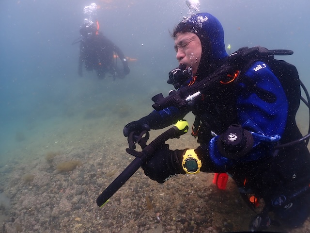 マスク脱着　ダイビング